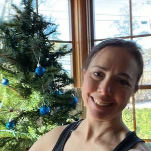 Meet your Posher, Angela